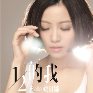 俄罗斯大美女裸体露出大乳房尿口
